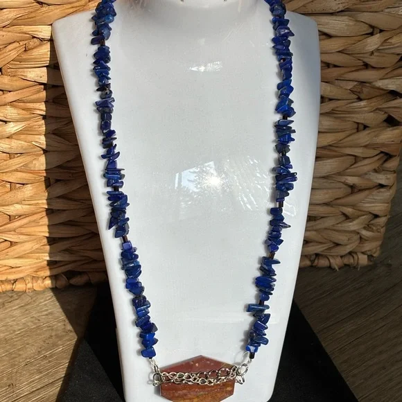 Waves meets Rock Handmade sodalite and red jasper beaded necklace - Picture 4 of 8